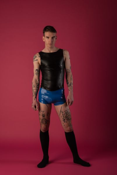 Das Trägershirt RAW